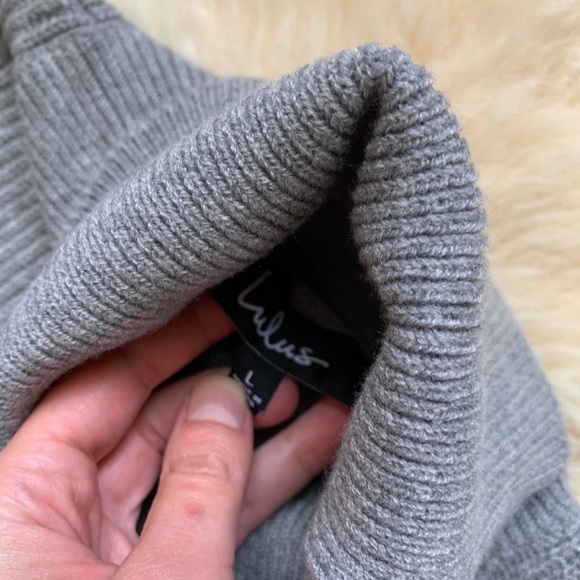 NWT Lulu’s Trendy Blogger Favorite Heather Grey Turtleneck Midi Sweater Dress - Picture 10 of 12